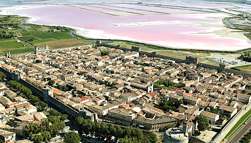 Aigues-Mortes (www.moyenagepassion.com)